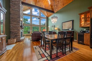 Dining - Mountain View Retreat | A Lake Lure Destination with Amazing Views (Lake Lure)