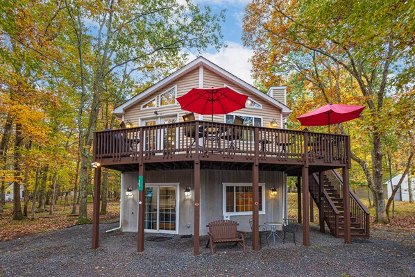 Exterior - Lake Lodge (Albrightsville)