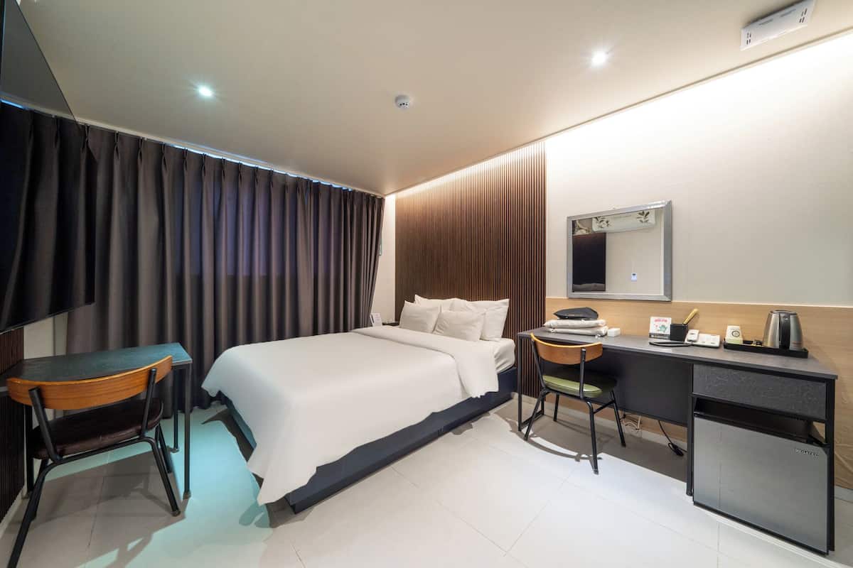 Habitación Premium doble | Sistema de insonorización, wifi gratis, ropa de cama
