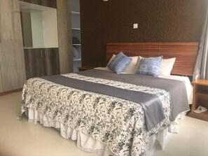 Chambres insonorisées, draps fournis