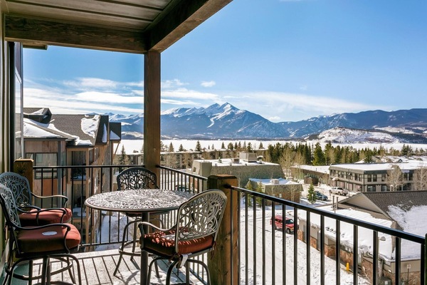 Unobstructed Views of Lake Dillon and Ten Mile Range