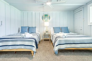 3 bedrooms, iron/ironing board, WiFi, bed sheets