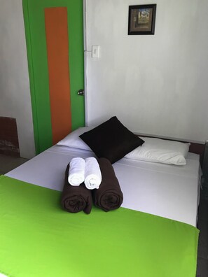 1 habitación, internet, ropa de cama y acceso para silla de ruedas 