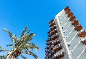 Exterior - Apartment "Las góndolas playa" with sea views, shared pool and Wi-Fi (Almunecar)