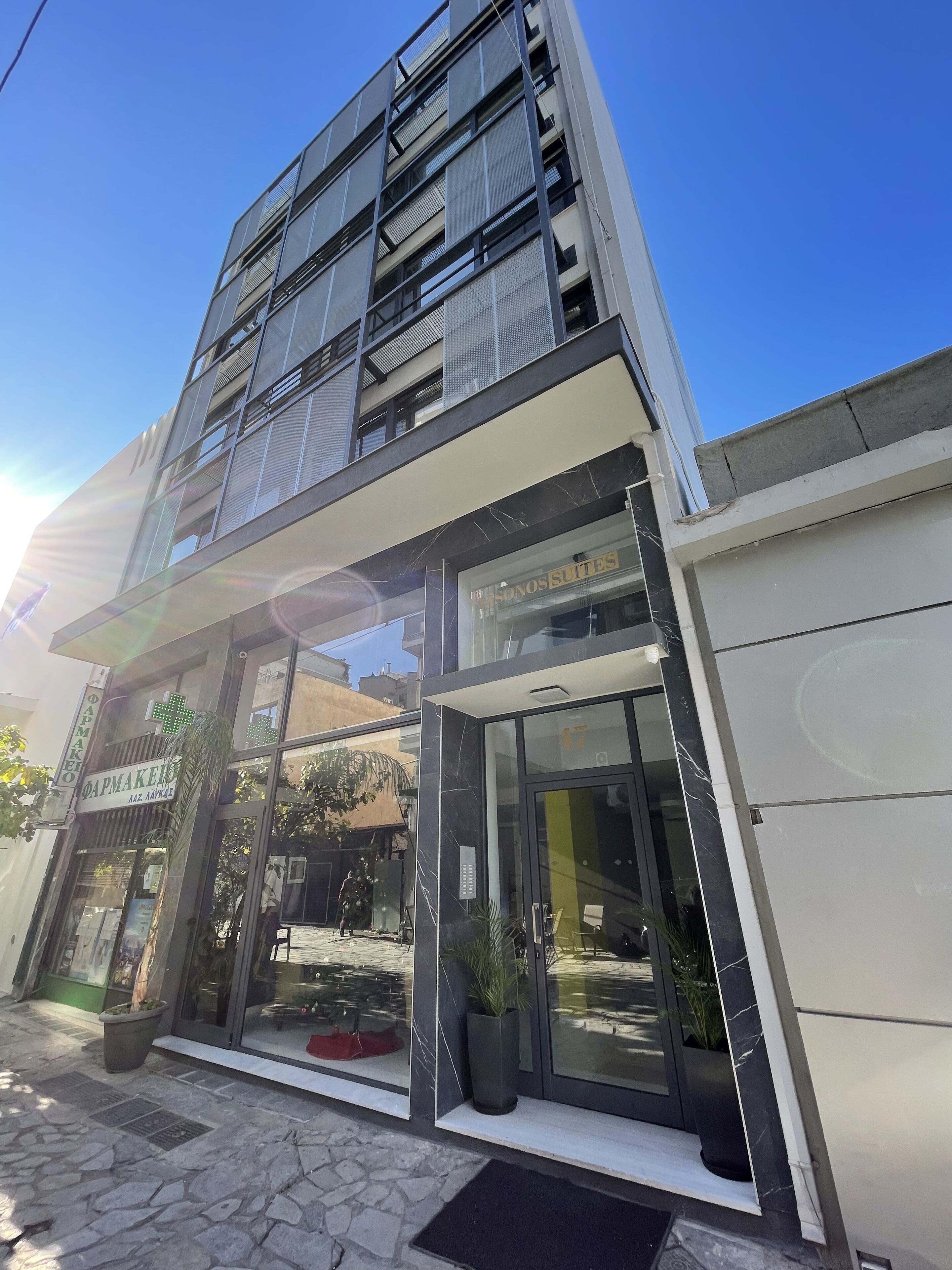 Fachada de la propiedad