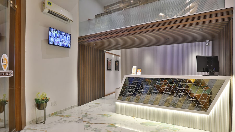 Hotel Legend