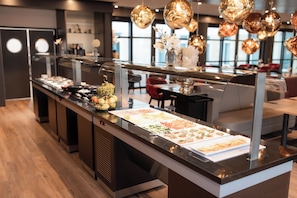 Daily buffet breakfast (EUR 19 per person)