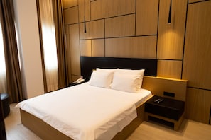 Habitación Deluxe doble | Wifi gratis y ropa de cama