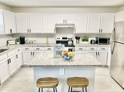 ☆New☆Modern Luxury Dallas Getaway 5BR/2.5BA 3000sf