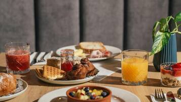 Daily continental breakfast for a fee