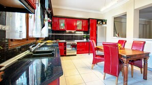 Fridge, microwave