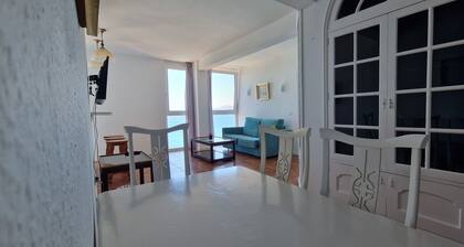 Martianez Beach Apartment 1302, Sea Front&WIFI