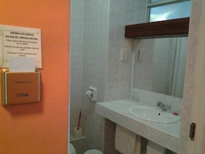 Bathroom - Midview Hotel-Nyali (Mombasa)