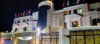 Hotel Mandakini Royale
