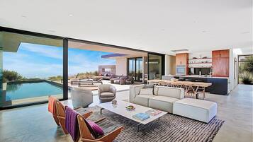 TV, fireplace, books, offices