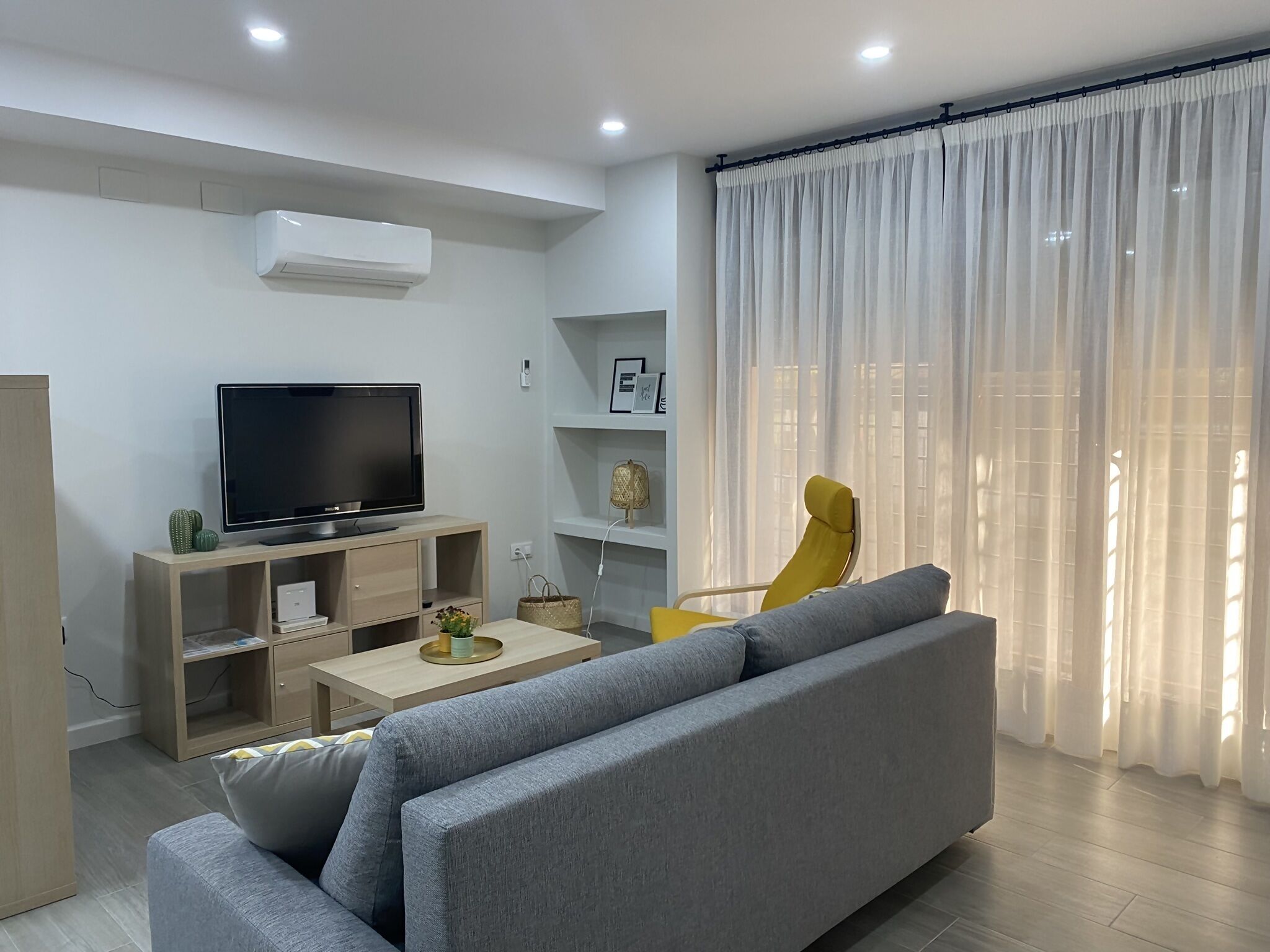 TV