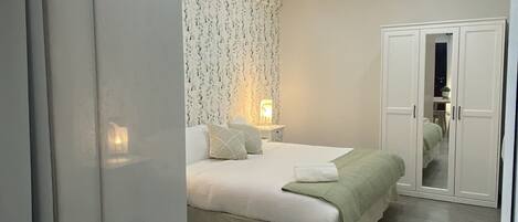 1 slaapkamer, reisbedje, wifi, beddengoed