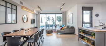 豪華花園公寓加熱泳池