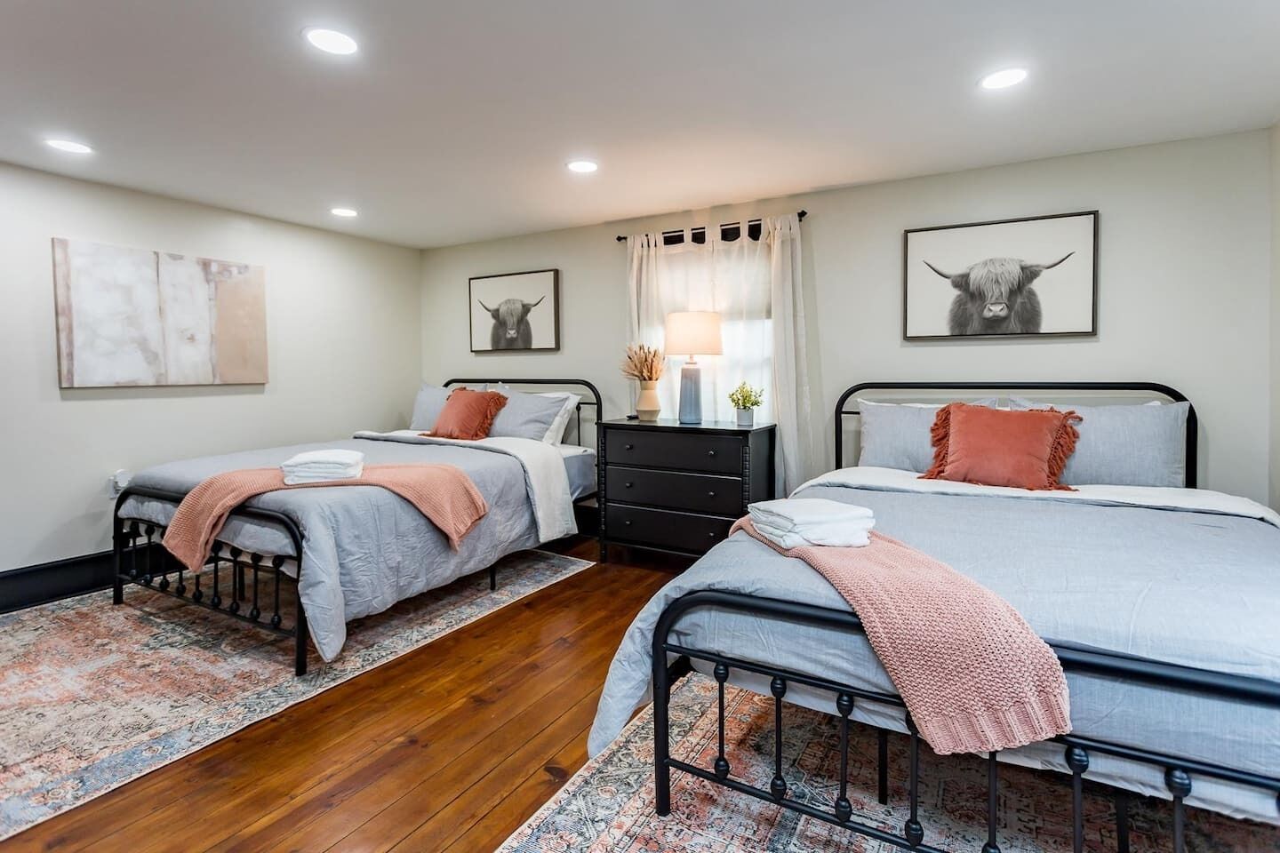 1 habitación, escritorio, wifi y ropa de cama 