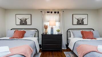 1 habitación, escritorio, wifi y ropa de cama