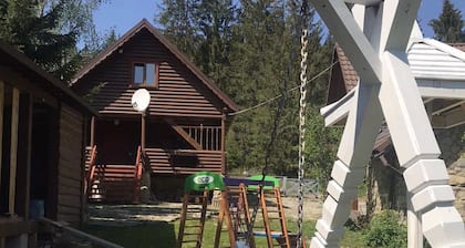 Maietok Lis i Gory Cottage