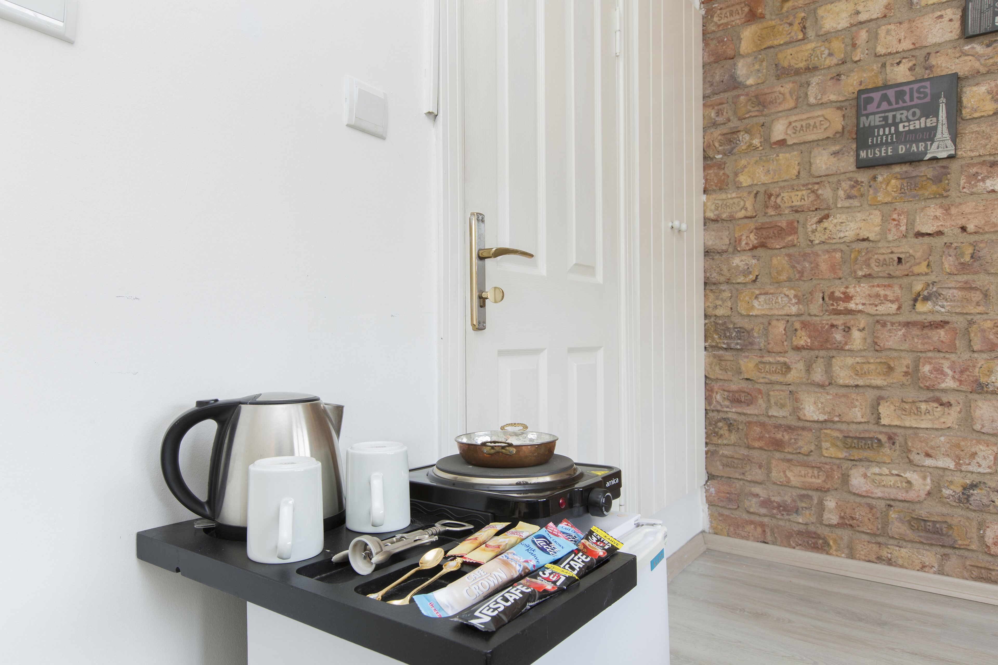 Romantic Loft | In-room dining