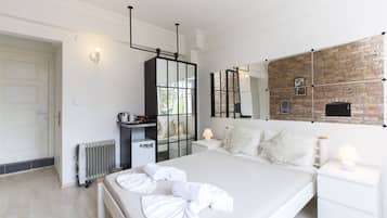 Suite estudio Deluxe | 1 habitación, sábanas italianas Frette y ropa de cama de alta calidad