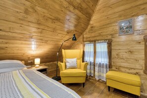 3 slaapkamers, een laptopwerkplek, een strijkplank/strijkijzer