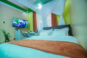 Habitación estándar | Escritorio, espacio para trabajar con laptop y insonorización 