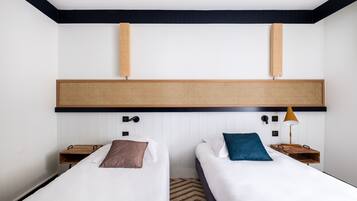 Habitación familiar | Sistema de insonorización, cuna de viaje, wifi gratis y ropa de cama