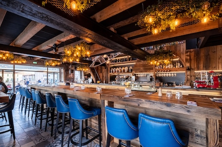 Restaurant. Hôtel Le Français