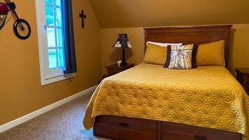 3 bedrooms, travel crib, WiFi (free), bed sheets