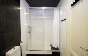 Hair dryer, towels, toilet paper