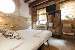 Strykejern/-brett, wi-fi og sengetøy