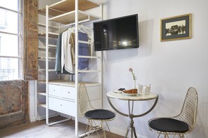 Dining - Cozy apartment in the heart of the center - ideal location (Barcelona)