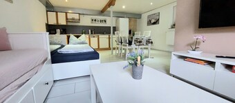 3 person vacation apartment in the countryside with plenty of space to linger