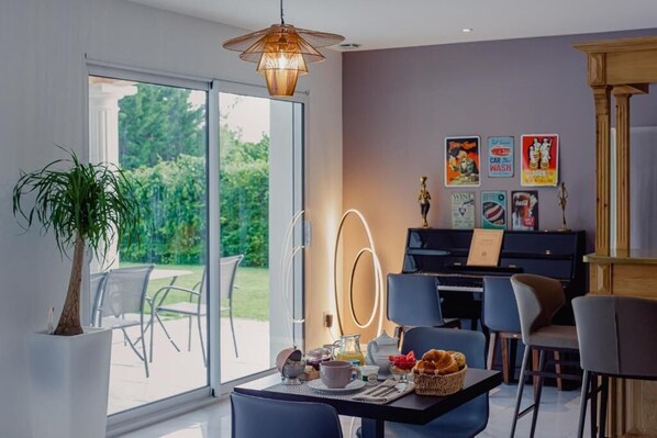 Electric kettle - Villa des Chênes (Saint-Doulchard)