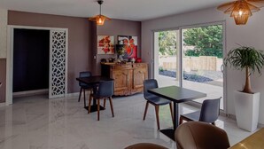 Restaurant - Villa des Chênes (Saint-Doulchard)