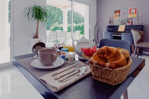 Electric kettle - Villa des Chênes (Saint-Doulchard)
