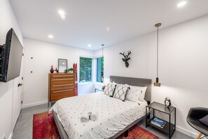 3 makuuhuonetta, silitysrauta/-lauta, vauvan matkasänky, ilmainen Wi-Fi