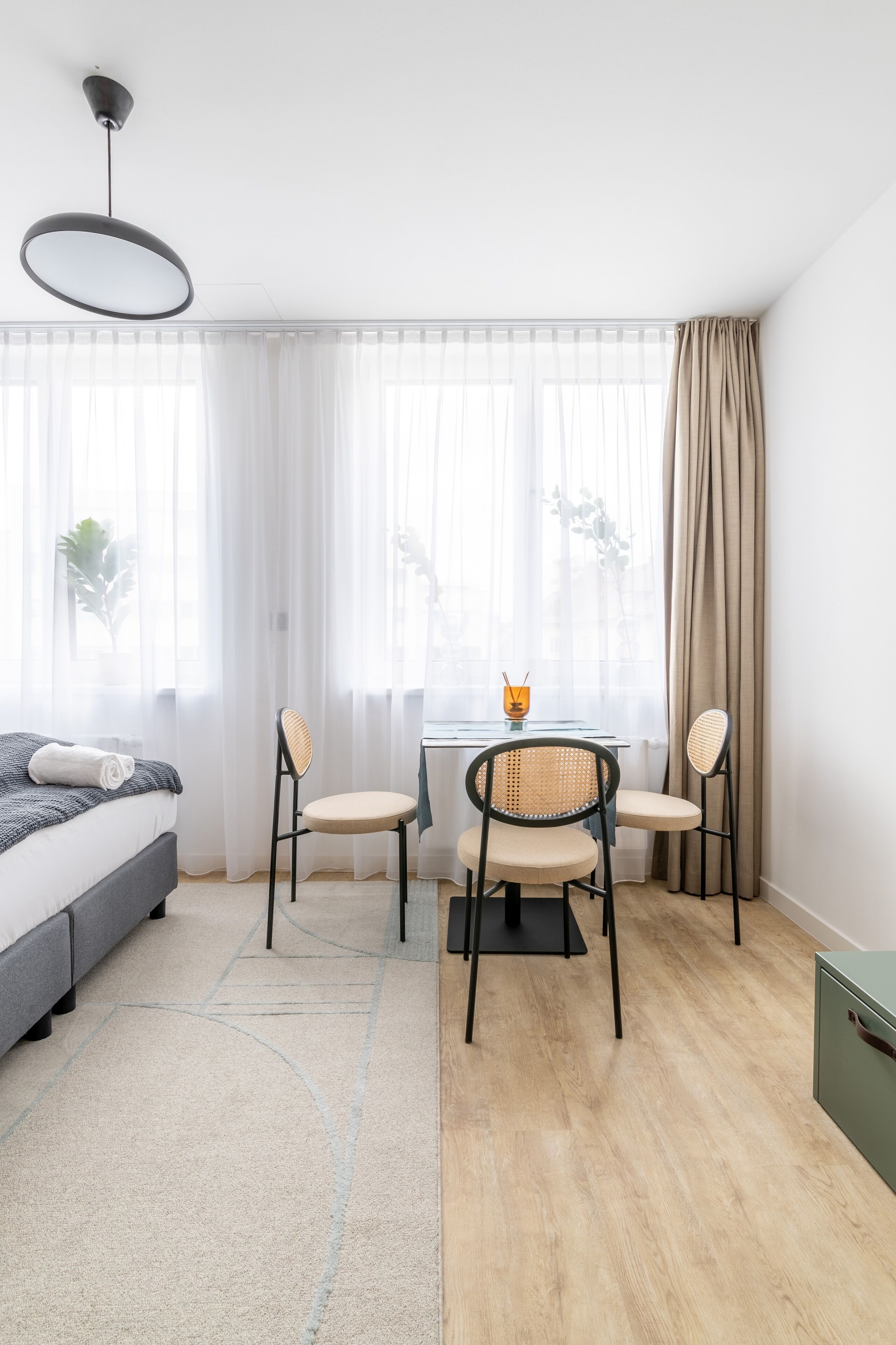 Suite XL with sofa bed | In-room dining