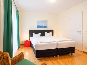 1 室のベッドルーム、WiFi (無料)、ベッドシーツ