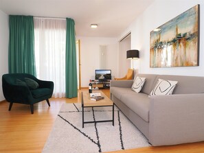 TV, DVD player, stereo