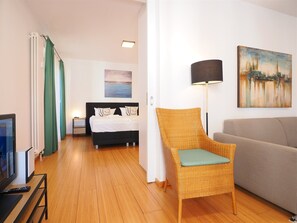 1 bedroom, free WiFi, bed sheets