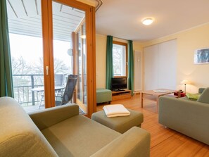 TV, DVD player, stereo - Apartment with 1 bedroom and balcony (Seebad Heringsdorf)