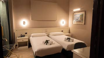 Chambre Double ou avec lits jumeaux | Bureau, chambres insonorisées, Wi-Fi gratuit
