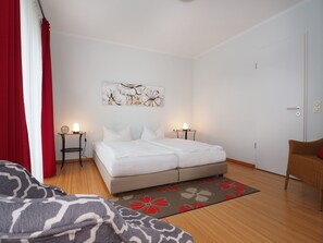 1 bedroom, free WiFi, bed sheets
