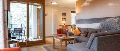 تلفزيون، مشغل دي في دي، ستيريو