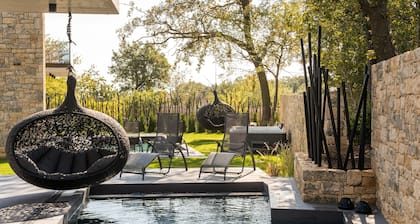 Luxury villa with swimming pool- Villa La Villas H1