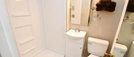 Hair dryer, towels